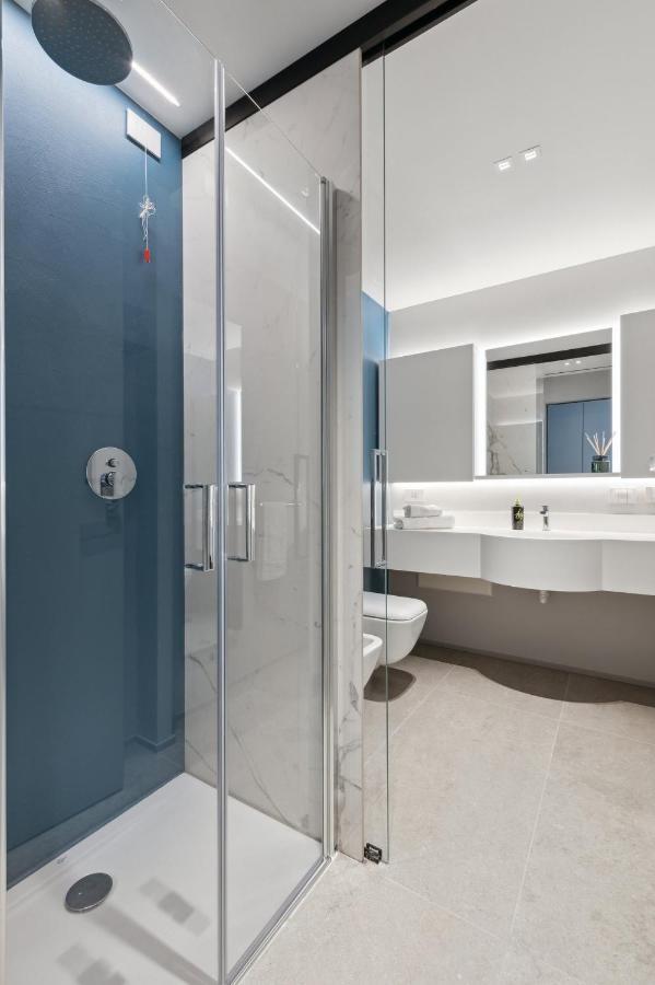 Limehome Milan Via Stresa Esterno foto
